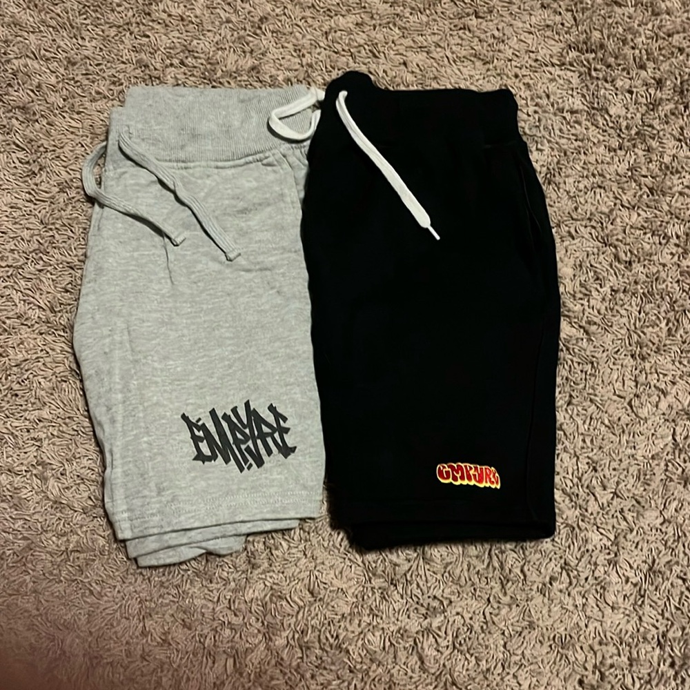 Empyre graffiti shorts